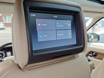 Range Rover Vogue 4.4 Diesel 340cp la COMANDA