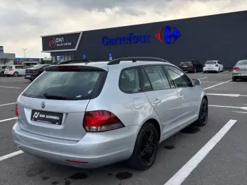 Volkswagen Golf 1.6 TDI Trendline Bluemotion