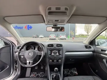Volkswagen Golf 1.6 TDI Trendline Bluemotion