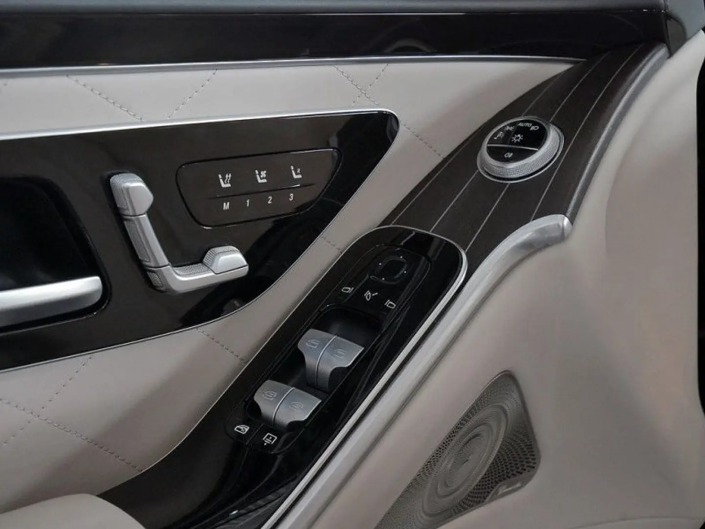 S 580 e 4M KOM AMG BURM MEMO 360 AIRMATIC DISTR