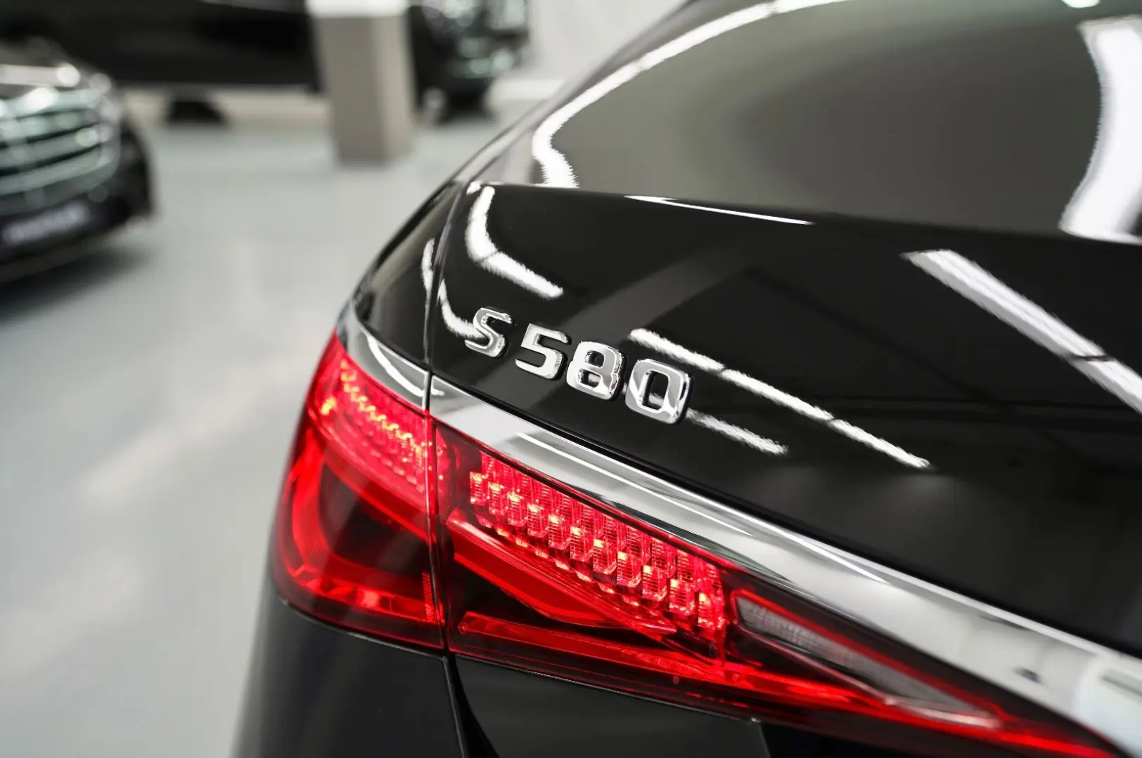 S 580 V8 4Matic Long-M AMG 2025 LINE-VOLL