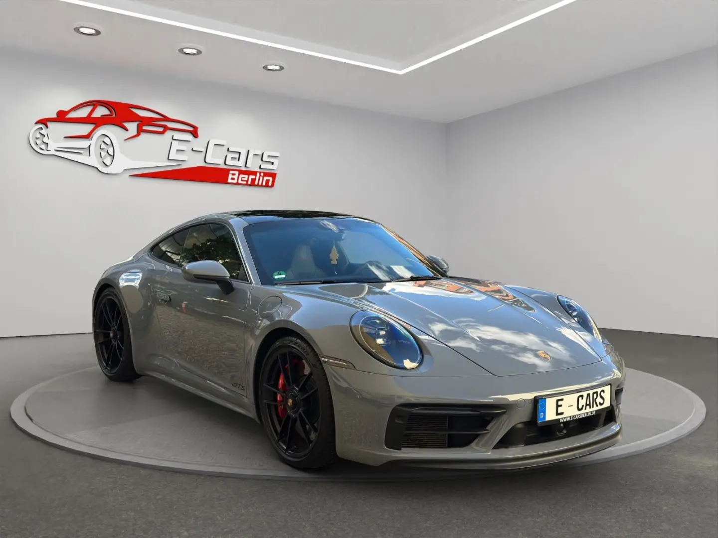 911 Carrera 4 GTS APPROVED KEYLESS CHRONO PANO