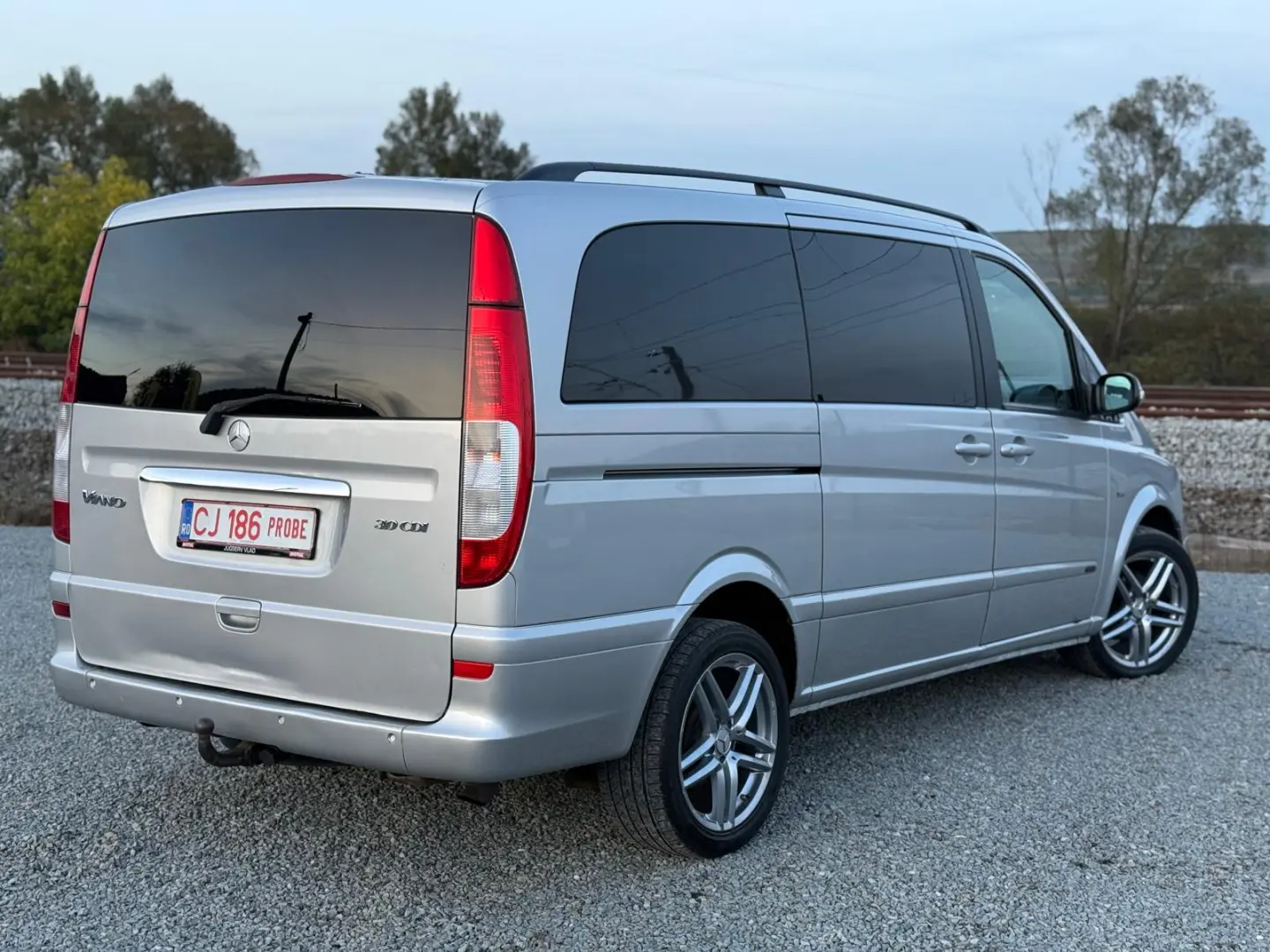Vand Mercedes Viano 3.0cdi automat autoutilitara 5 locuri