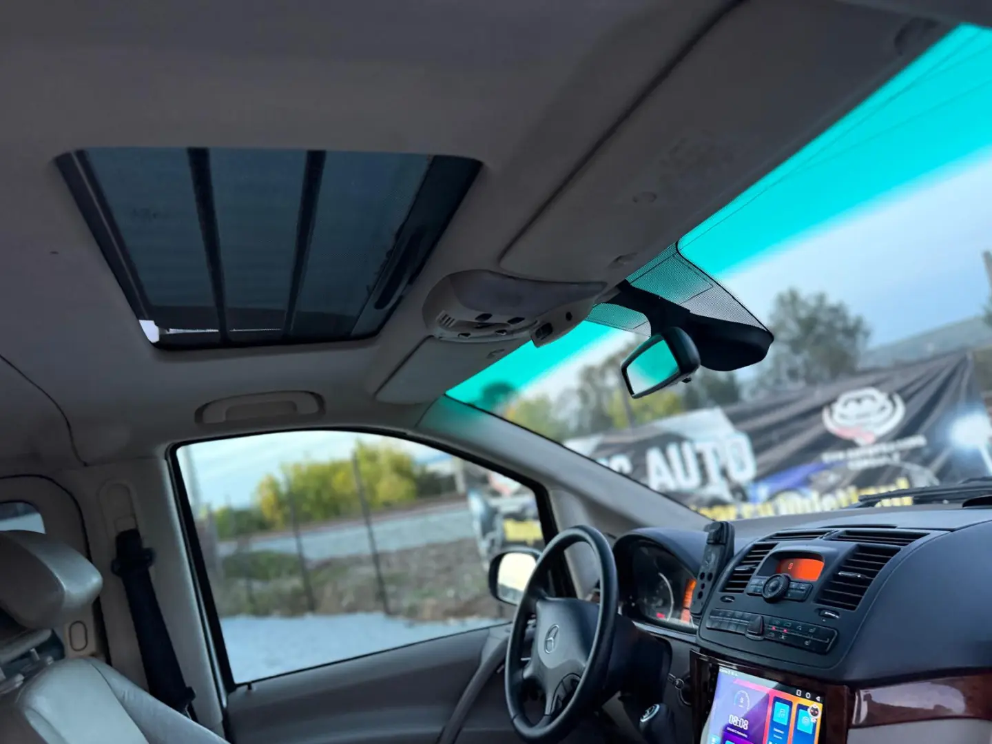 Vand Mercedes Viano 3.0cdi automat autoutilitara 5 locuri