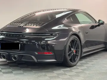 911 Carrera 4 GTS T-Hybrid