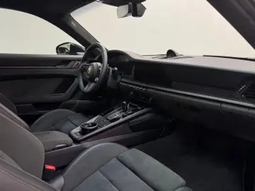 911 Carrera 4 GTS T-Hybrid