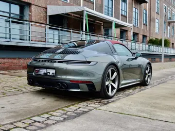 992 Targa 4 Heritage Package