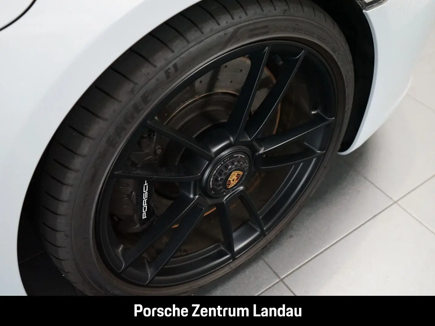 992 911 Targa 4 GTS BOSE Sportabgasanlage LED