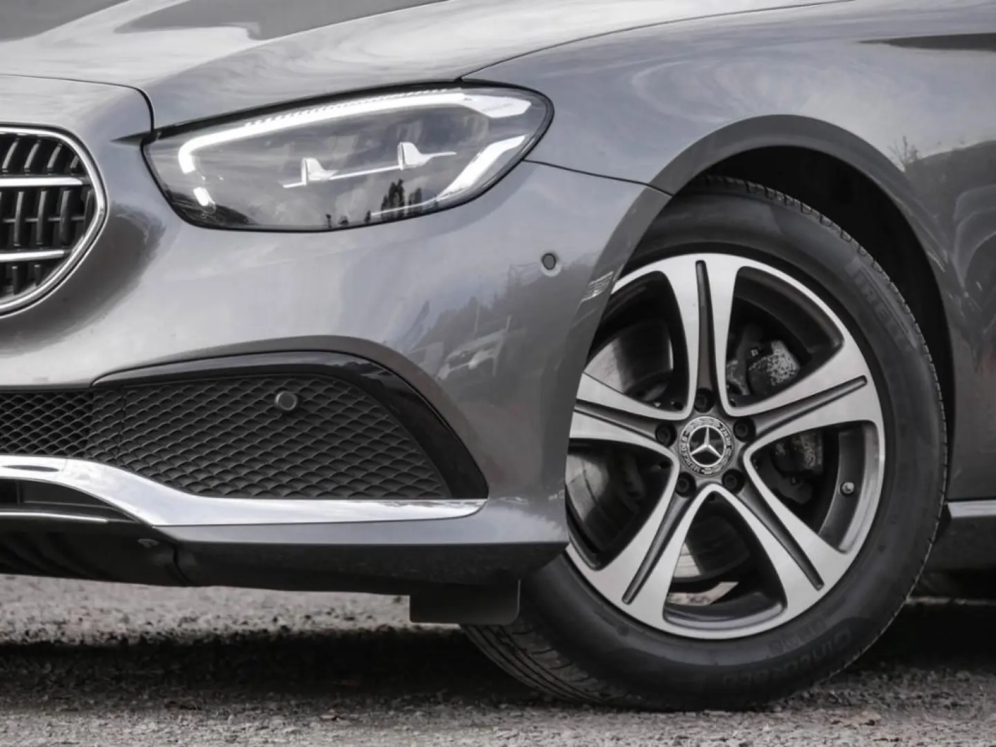 E 220d AVANTGARDE MBUX SHZ KAM LED SHZ