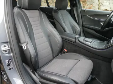 E 220d AVANTGARDE MBUX SHZ KAM LED SHZ