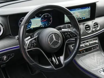 E 220d AVANTGARDE MBUX SHZ KAM LED SHZ