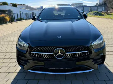 E 220d AMG WIDESCREEN NAVI LEDER XENON
