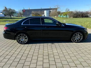 E 220d AMG WIDESCREEN NAVI LEDER XENON