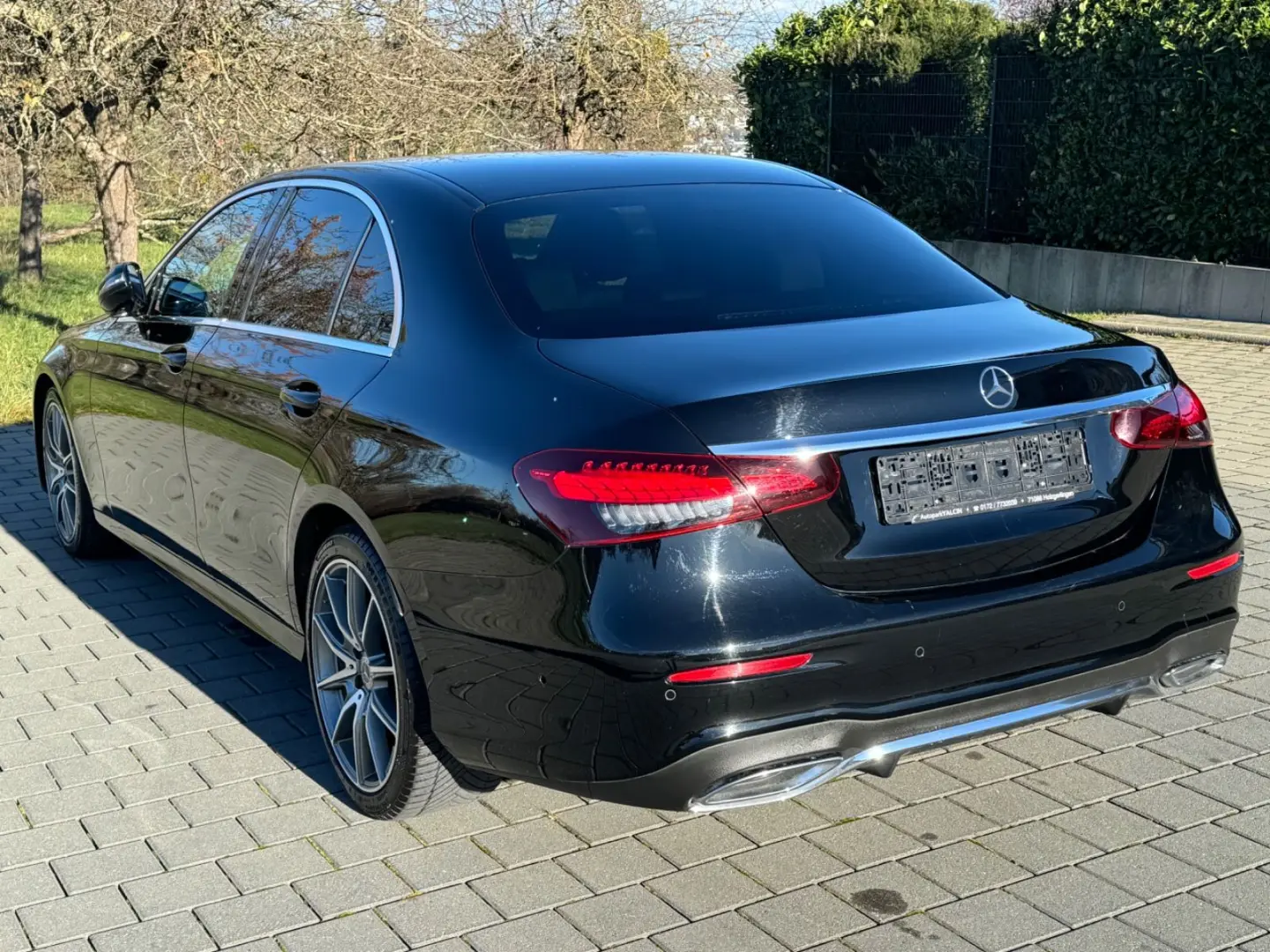 E 220d AMG WIDESCREEN NAVI LEDER XENON