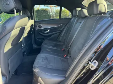 E 220d AMG WIDESCREEN NAVI LEDER XENON