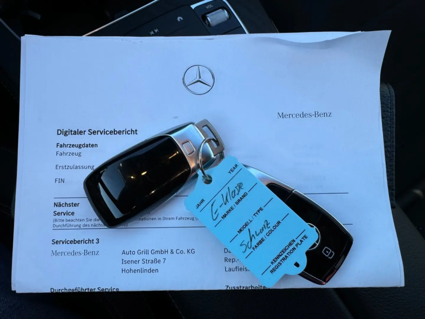 E 220d AMG WIDESCREEN NAVI LEDER XENON