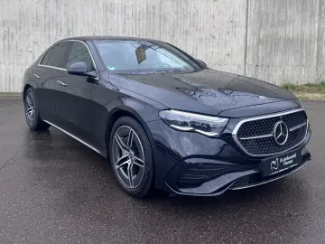 E 220 d Lim AMG-Line Distr Digi-LED 360 AHK Nav