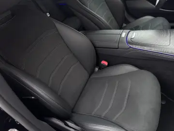 E 220 d Lim AMG-Line Distr Digi-LED 360 AHK Nav