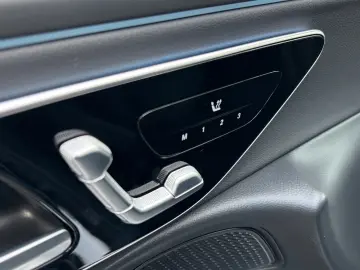 E 220 d Lim AMG-Line Distr Digi-LED 360 AHK Nav