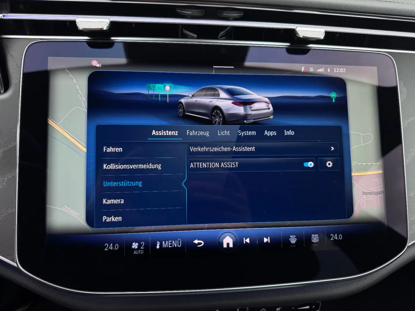 E 220 d Lim AMG-Line Distr Digi-LED 360 AHK Nav