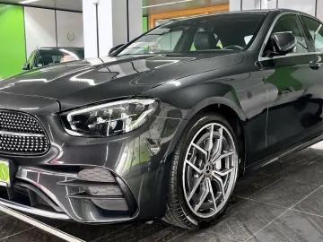 E 220 d AMG Paket DAB Distronic Totwinkel 360Cam