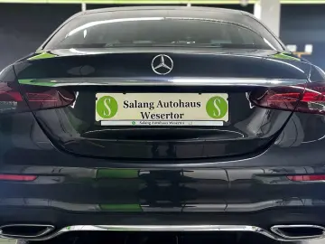 E 220 d AMG Paket DAB Distronic Totwinkel 360Cam