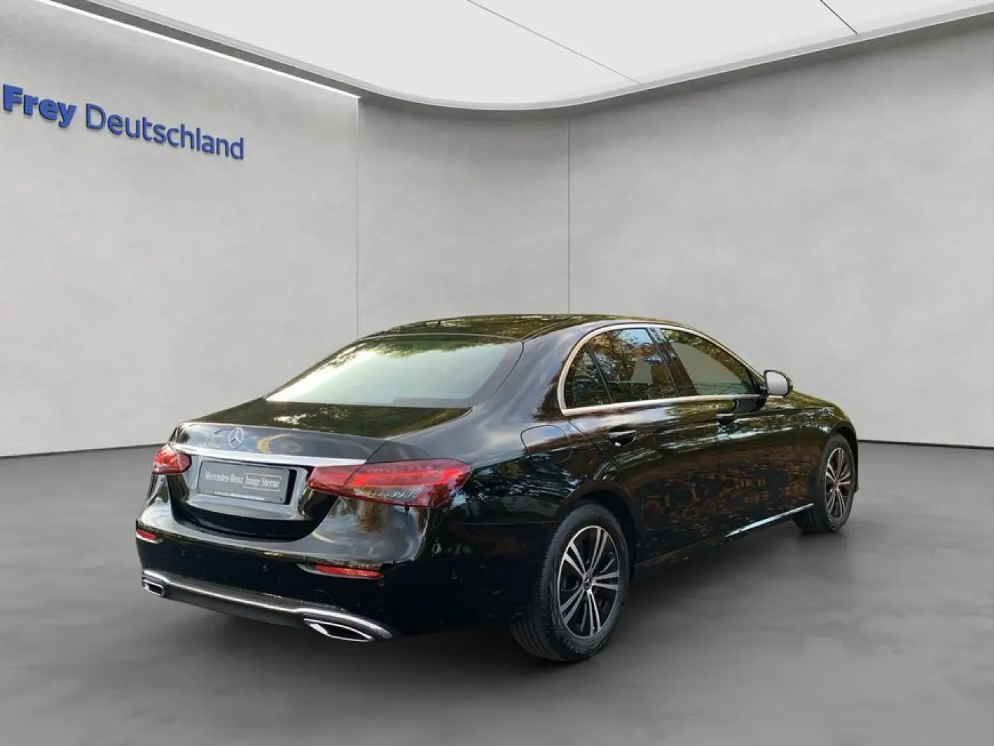 E 220 d 9G Avantgarde AHK Multibeam