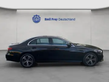 E 220 d 9G Avantgarde AHK Multibeam