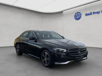 E 220 d 9G Avantgarde AHK Multibeam