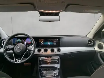 E 220 d 9G Avantgarde AHK Multibeam