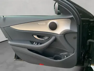 E 220 d 9G Avantgarde AHK Multibeam