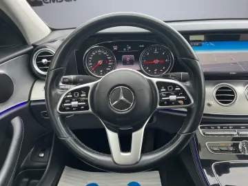 E 220 d Avantgarde Lim. GSD Navi Kamera Leder