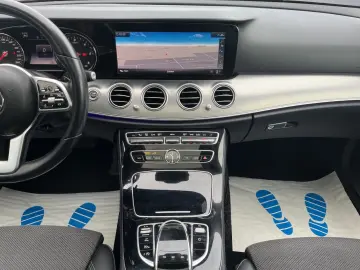 E 220 d Avantgarde Lim. GSD Navi Kamera Leder