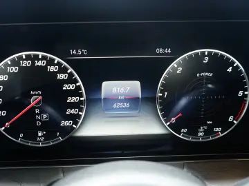 E 220 CDI AMG line PANO KAMERA TOT WINKEL SUND S