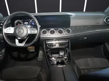 E 220 CDI AMG line PANO KAMERA TOT WINKEL SUND S