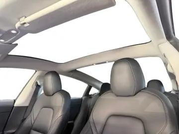 Model 3 Long Range Dual AWD   MwSt ausweisbar