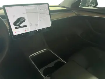 Model 3 Long Range Dual AWD   MwSt ausweisbar