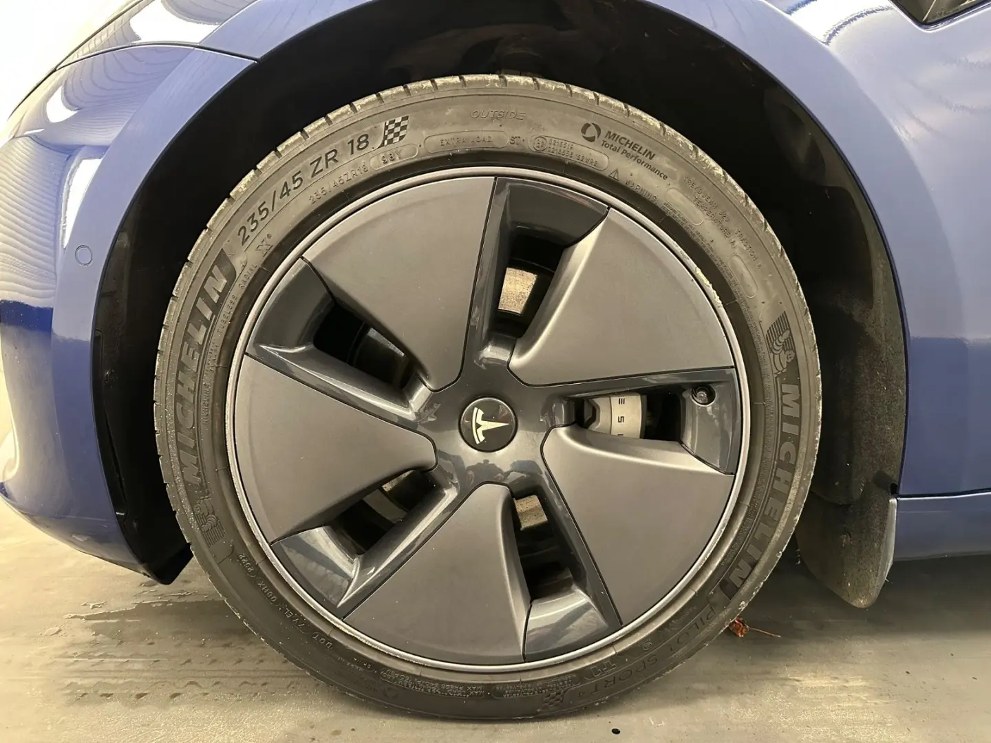 Model 3 Long Range Dual AWD