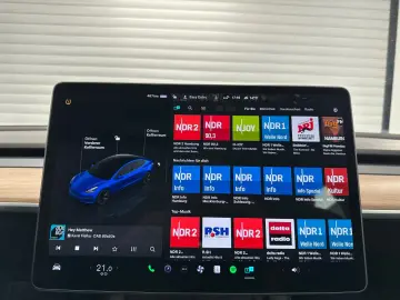 Model 3 Long Range Dual AWD