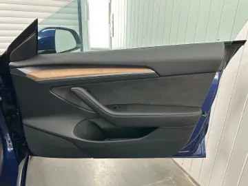 Model 3 Long Range Dual AWD