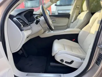 Volvo XC 90 B5 MHEV AWD 7 locuri Ultimate Bright