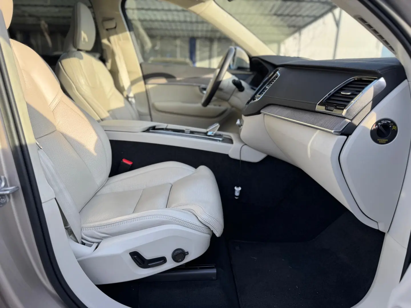 Volvo XC 90 B5 MHEV AWD 7 locuri Ultimate Bright