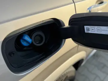 Volvo XC 90 B5 MHEV AWD 7 locuri Ultimate Bright