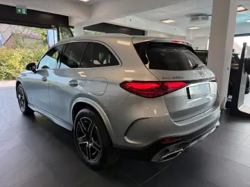 Mercedes Benz GLC 300 e 4M AMG