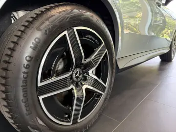 Mercedes Benz GLC 300 e 4M AMG