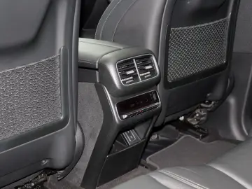 Mercedes Benz GLE 350 de 4MATIC AMG