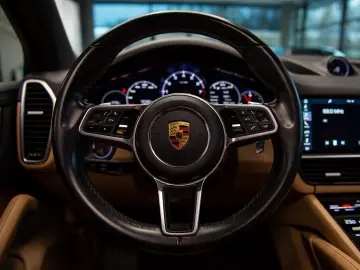 Porsche Cayenne 3.0 V6