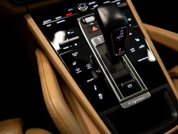 Porsche Cayenne 3.0 V6