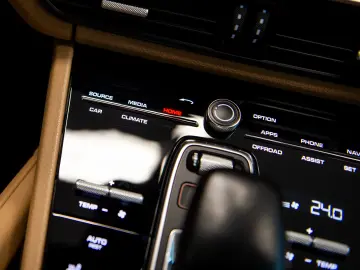 Porsche Cayenne 3.0 V6