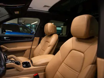 Porsche Cayenne 3.0 V6